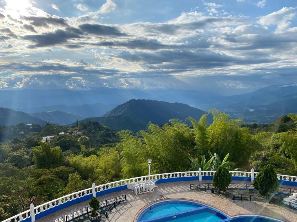 Finca Los Alpes San Jerónimo Buitenkant foto